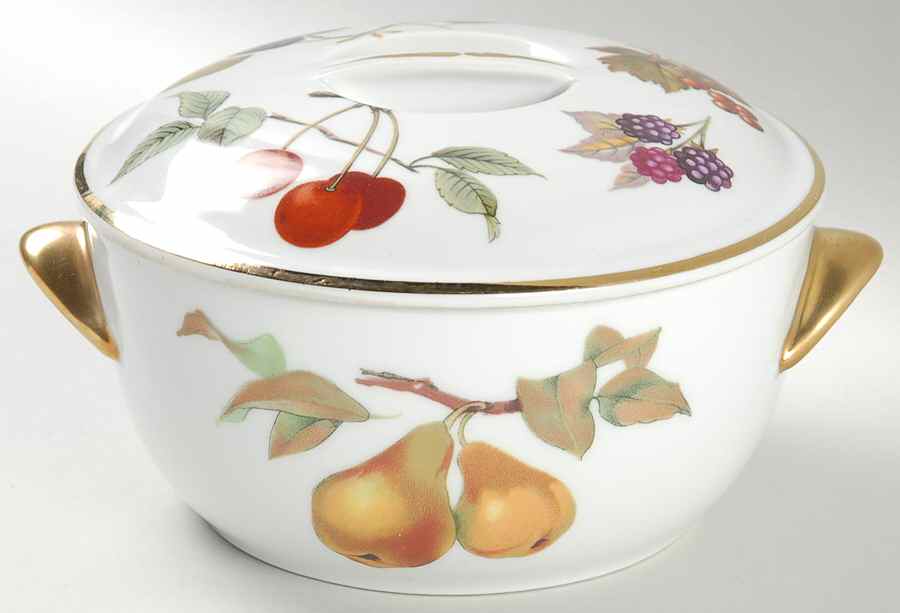 Evesham Gold 1.50 Pt Round Covered Casserole by Royal Worcester-1