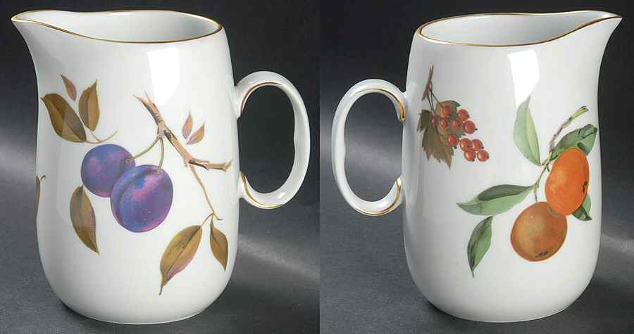 Evesham Gold 24 Oz Jug by Royal Worcester-1