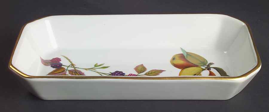 Evesham Gold 8" Rectangular Baker by Royal Worcester-1