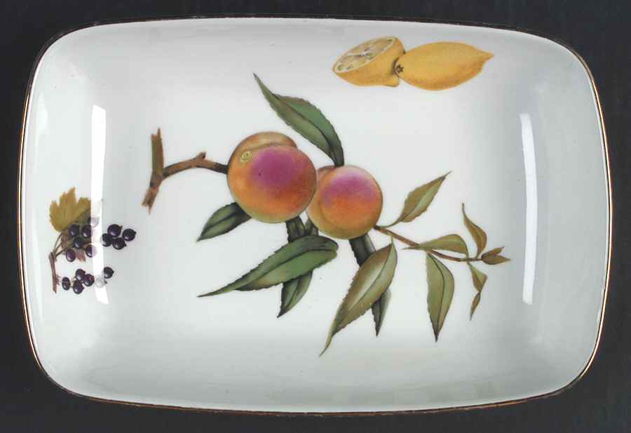 Evesham Gold 11" Rectangular Baker by Royal Worcester-1