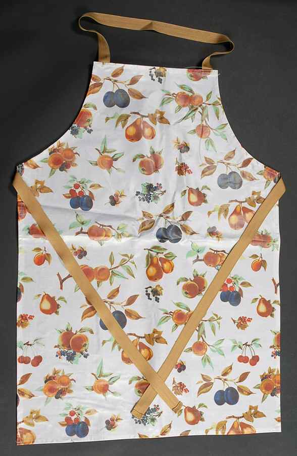 Evesham Gold 23" X 32" Matt PVC Apron by Royal Worcester-1