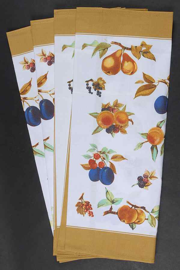 Evesham Gold 18" Cloth Napkin - Set of 4 by Royal Worcester-1