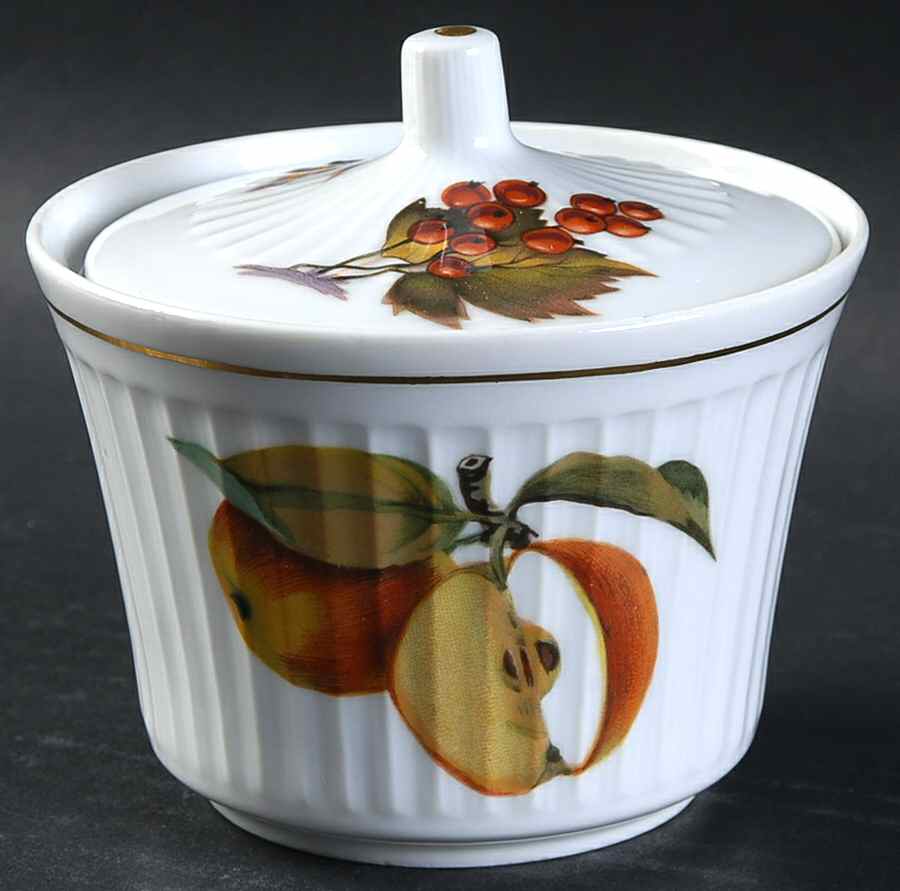 Evesham Gold Sugar Bowl & Lid by Royal Worcester-1
