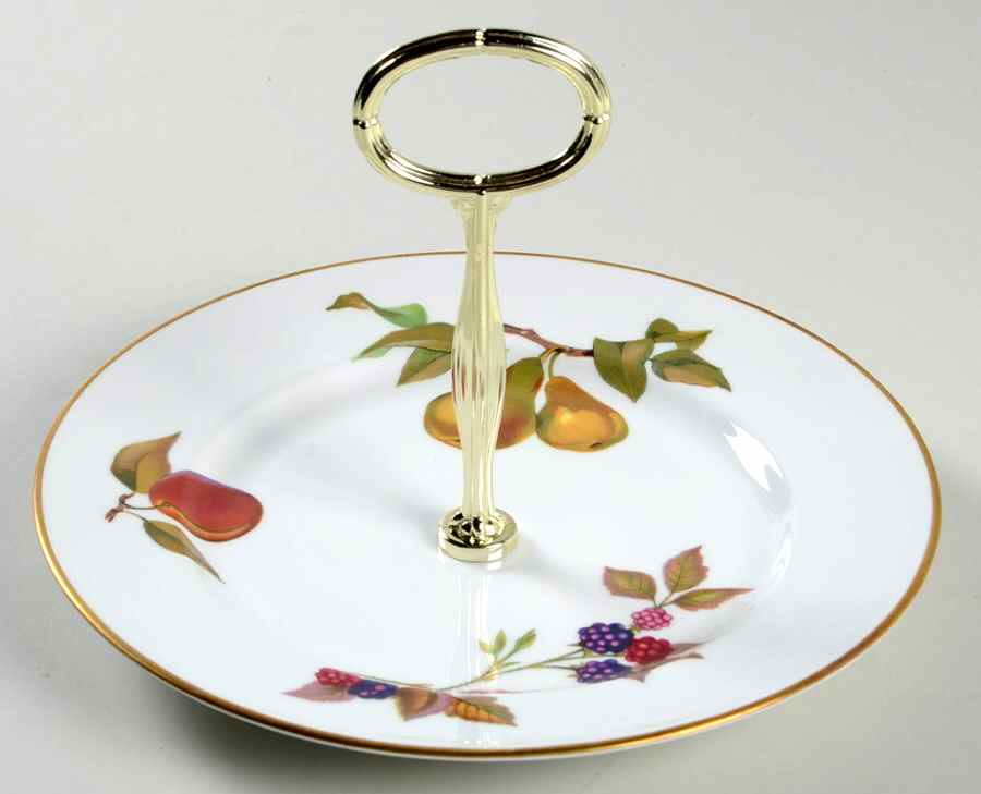 Evesham Gold Round Serving Plate with Handle (SP) by Royal Worcester-1