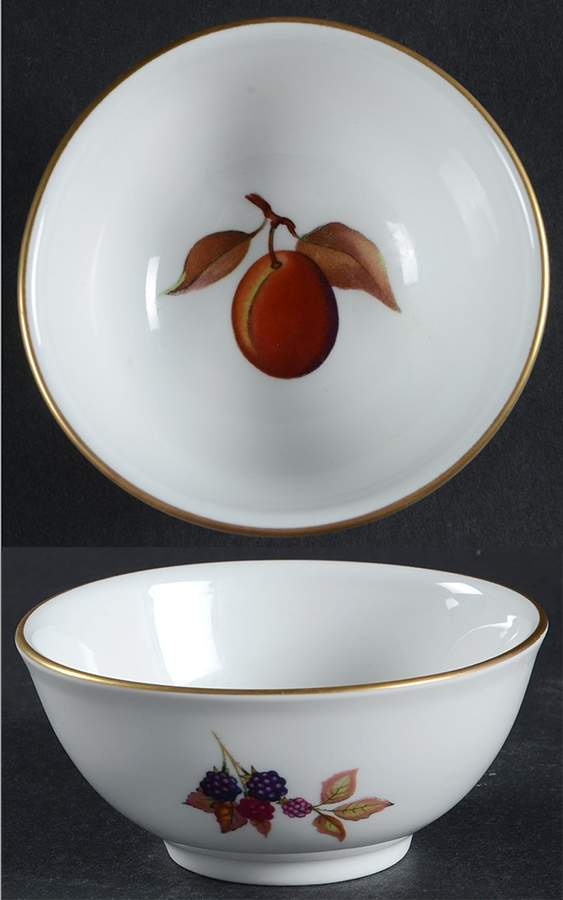 Evesham Gold Open Sugar Bowl by Royal Worcester-1