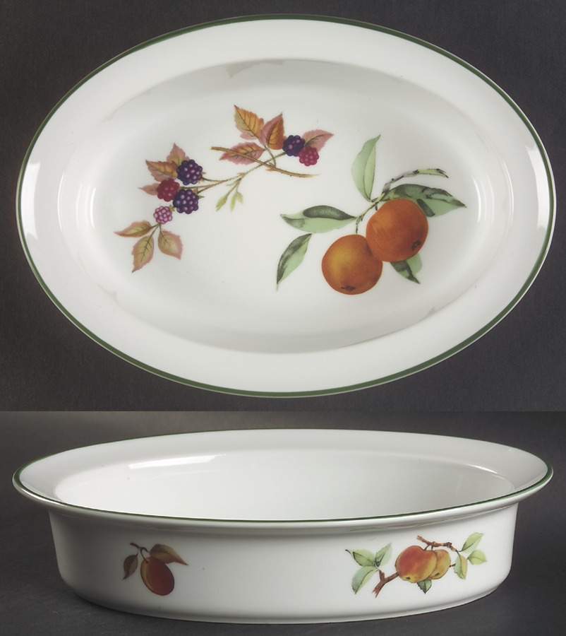 Evesham Vale 9" Oval Pie Baker by Royal Worcester-1