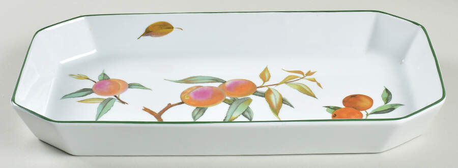 Evesham Vale 15" Rectangular Baker by Royal Worcester-1