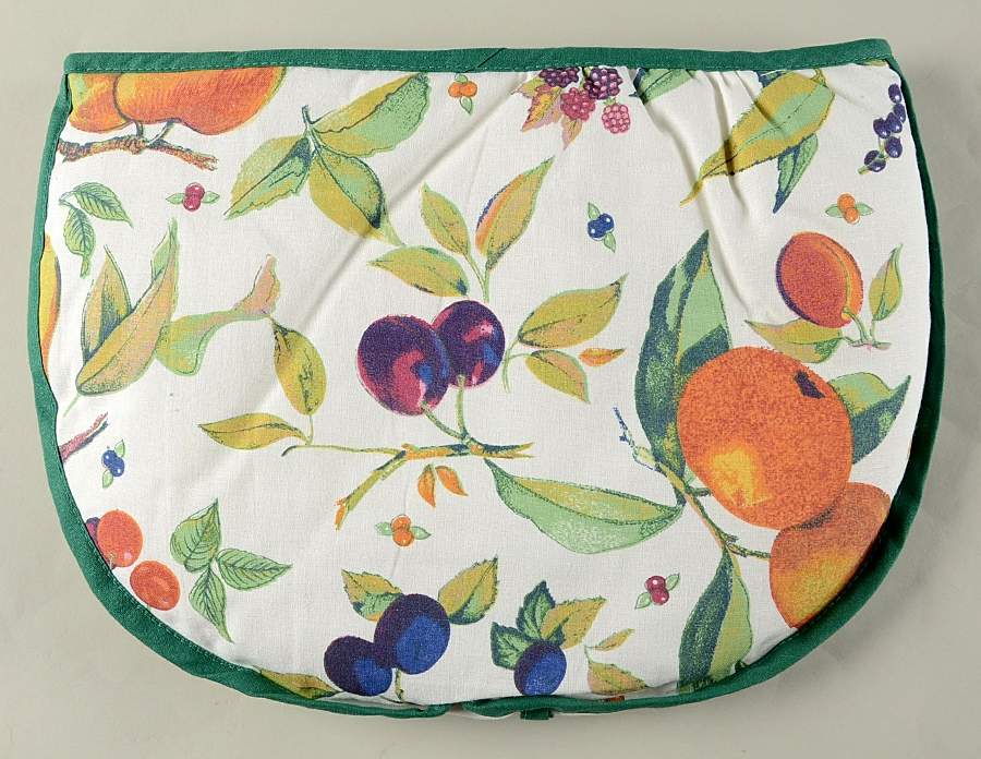 Evesham Vale Cloth Tea Cosy by Royal Worcester-1