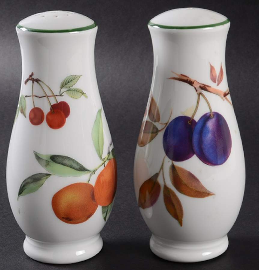Evesham Vale Oversized Salt & Pepper Set by Royal Worcester-1