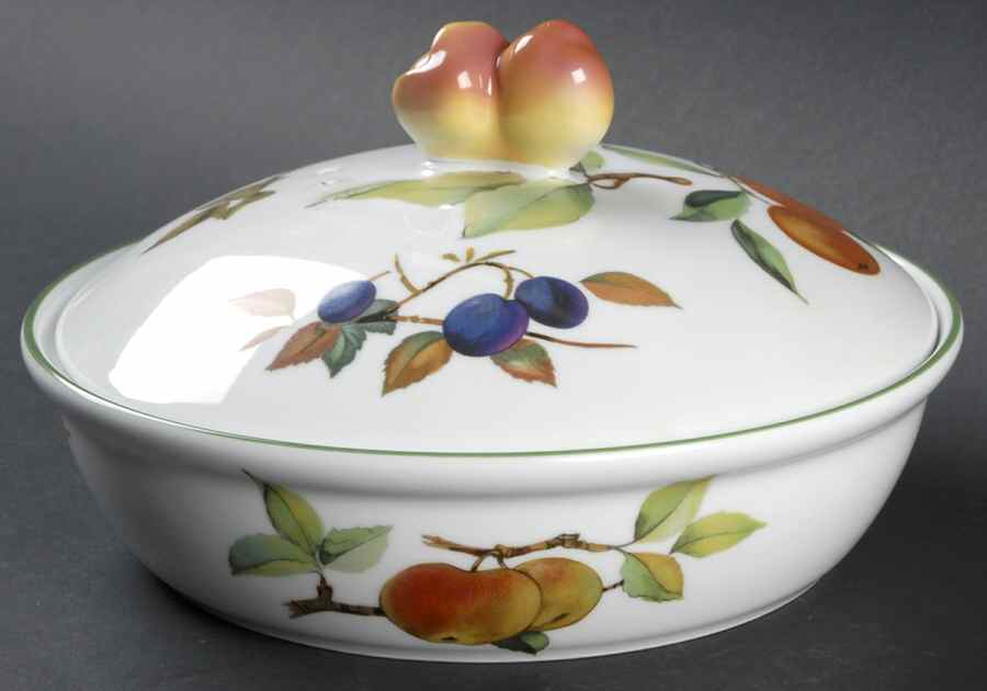 Evesham Vale 8" Round Entree Dish & Lid by Royal Worcester-1