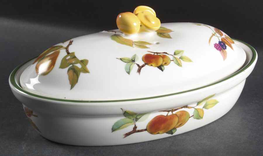 Evesham Vale 9" Oval Entree Dish & Lid by Royal Worcester-1
