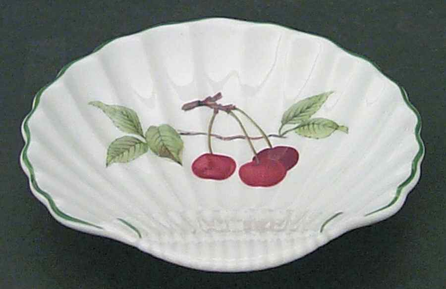Evesham Vale Small Shell Shaped Dish by Royal Worcester-1