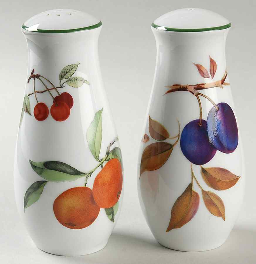 Evesham Vale Oversized Salt & Pepper Set by Royal Worcester-1