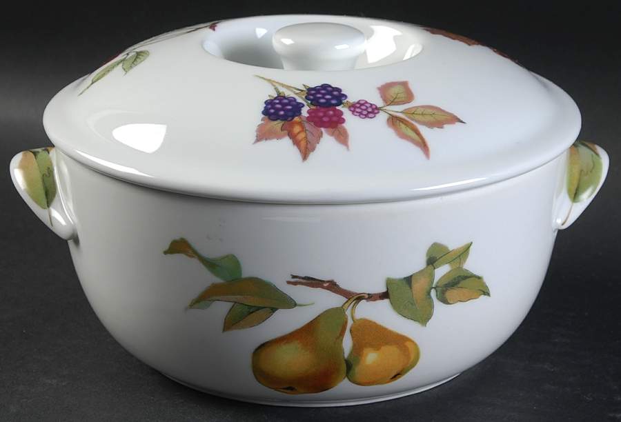Evesham Vale 1 Qt Round Covered Casserole by Royal Worcester-1