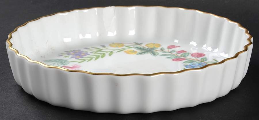 Fairfield 7" Quiche by Royal Worcester-1