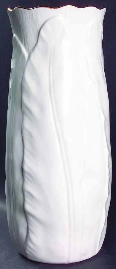 Fern Leaf 10" Vase by Royal Worcester-1