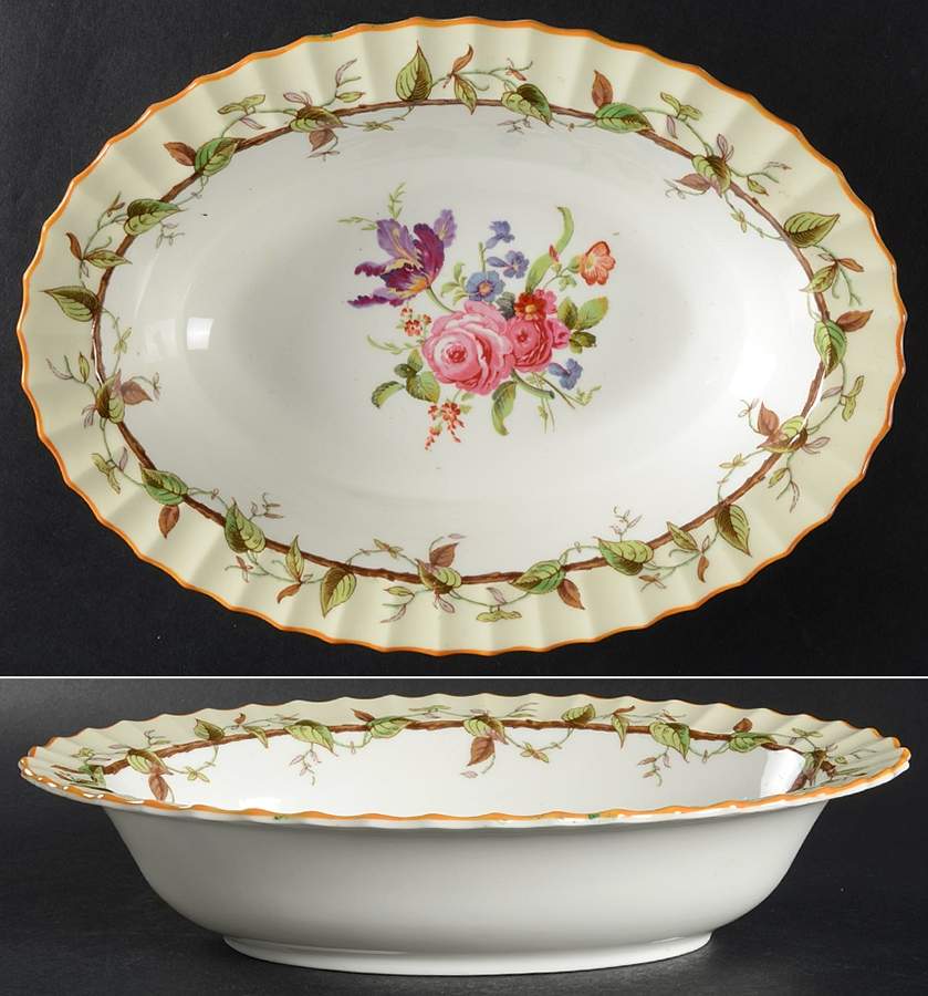 Florence 10" Oval Vegetable Bowl by Royal Worcester-1