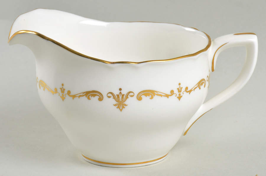 Gold Chantilly Creamer by Royal Worcester-1