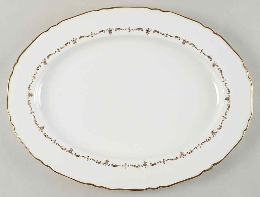 Gold Chantilly 18" Oval Serving Platter by Royal Worcester-1