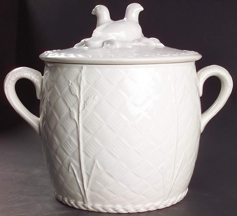 Gourmet (Embossed) Bean Pot & Lid by Royal Worcester-1