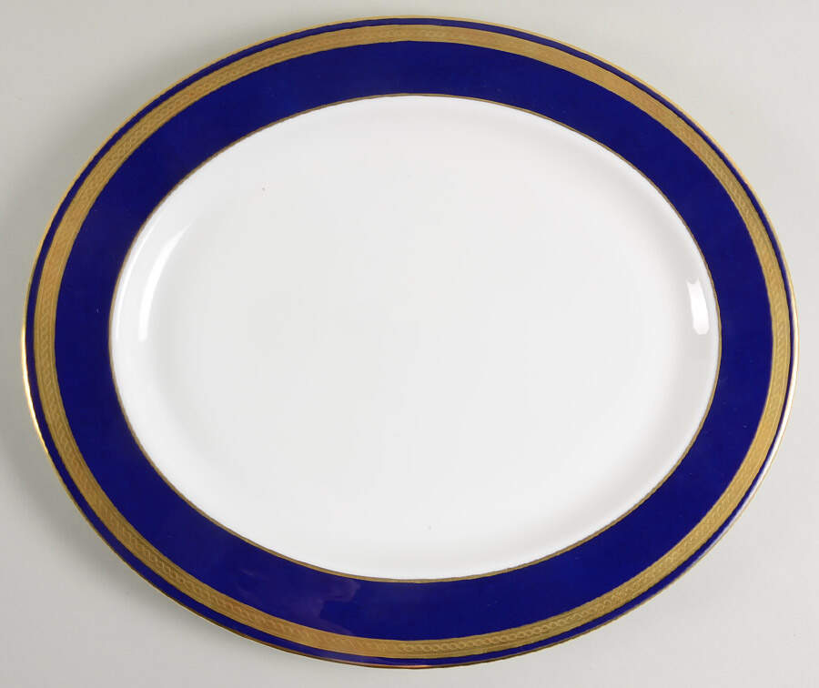 Hampton 15" Oval Serving Platter by Royal Worcester-1