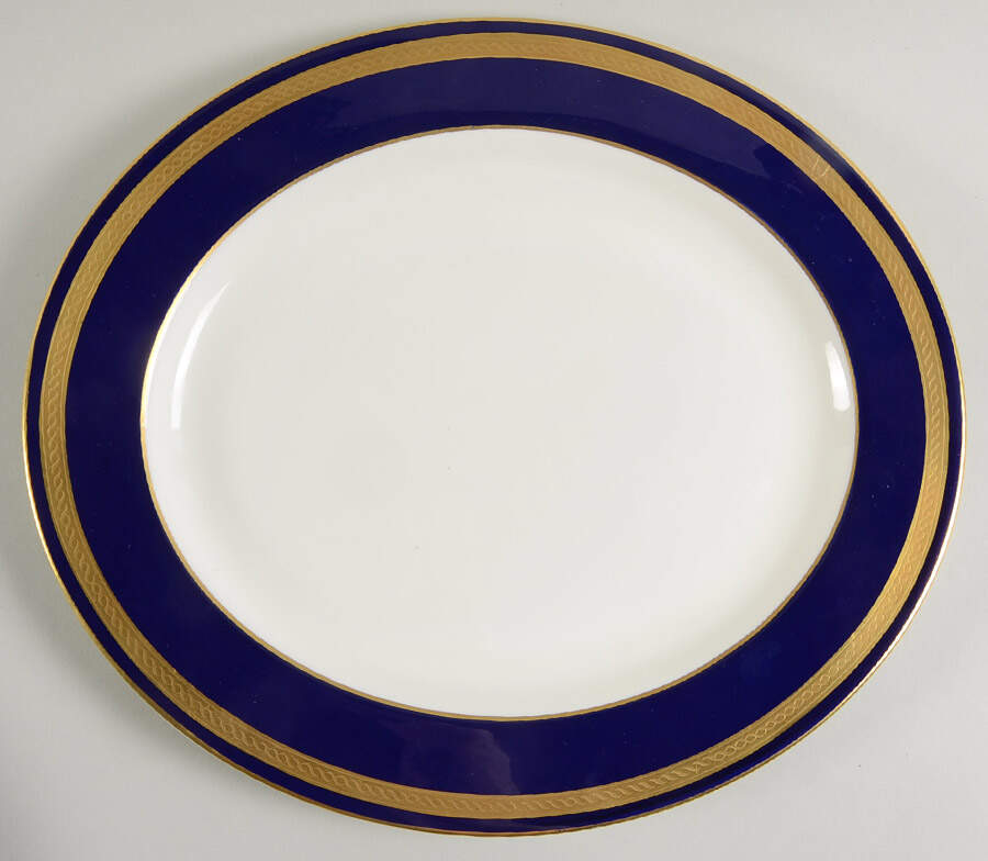 Hampton 13" Oval Serving Platter by Royal Worcester-1