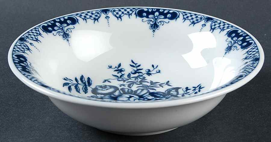 Hanbury Soup/Cereal Bowl by Royal Worcester-1