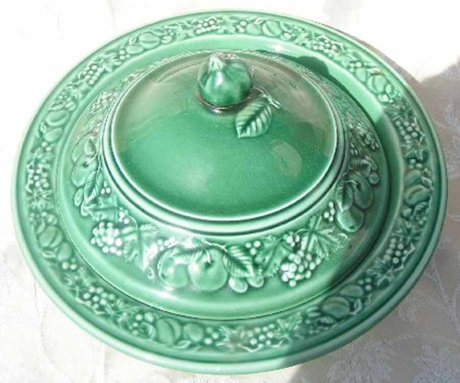 Honey Orchard Round Covered Vegetable by Royal Worcester-1