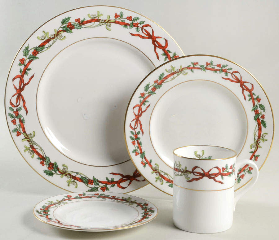 Holly Ribbons 4 Piece Place Setting by Royal Worcester-1