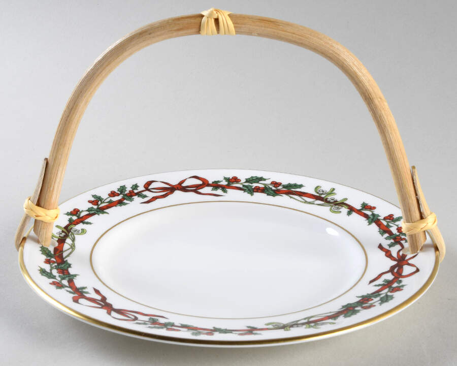 Holly Ribbons 5 3/8"-5 5/8" Bamboo Handled Serving Plate  HC by Royal Worcester-1