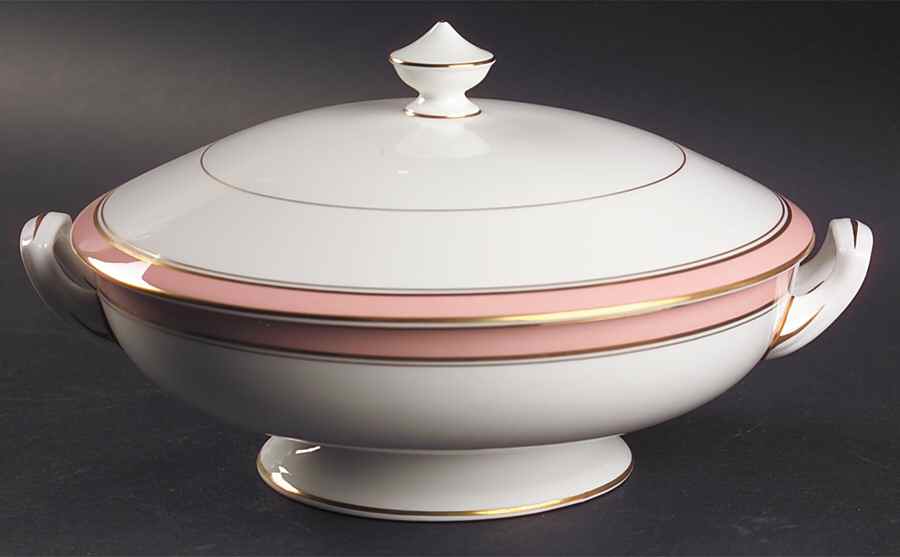 Howard Rose Round Covered Vegetable by Royal Worcester-1