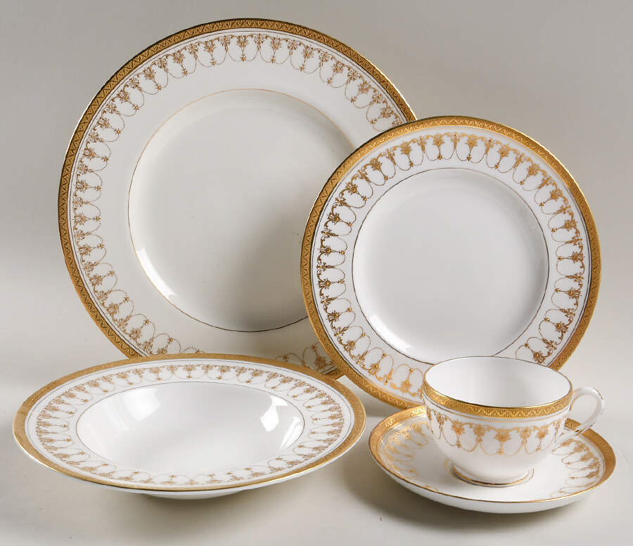 Imperial White 5 Piece Place Setting by Royal Worcester-1