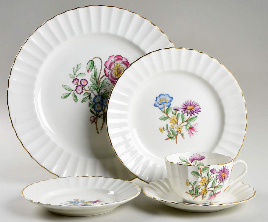 Indian Sprays 5 Piece Place Setting by Royal Worcester-1