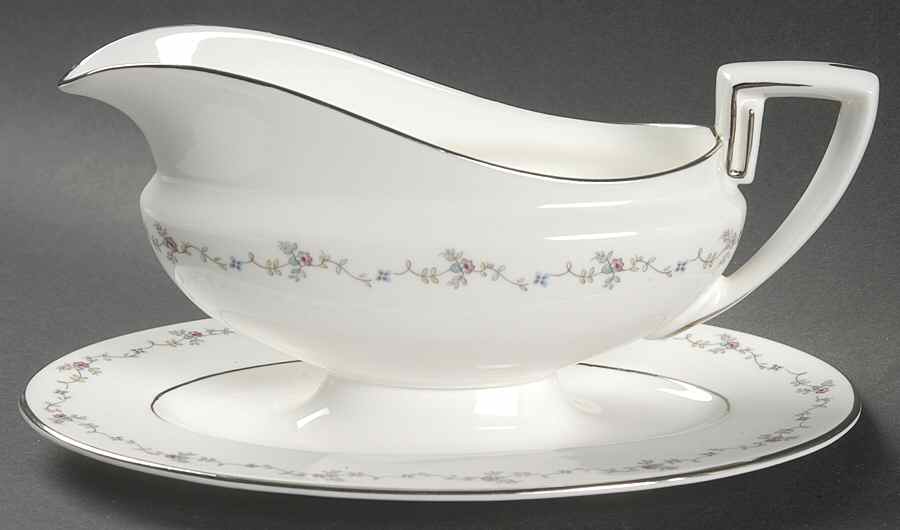 Interlude Gravy Boat with Attached Underplate by Royal Worcester-1