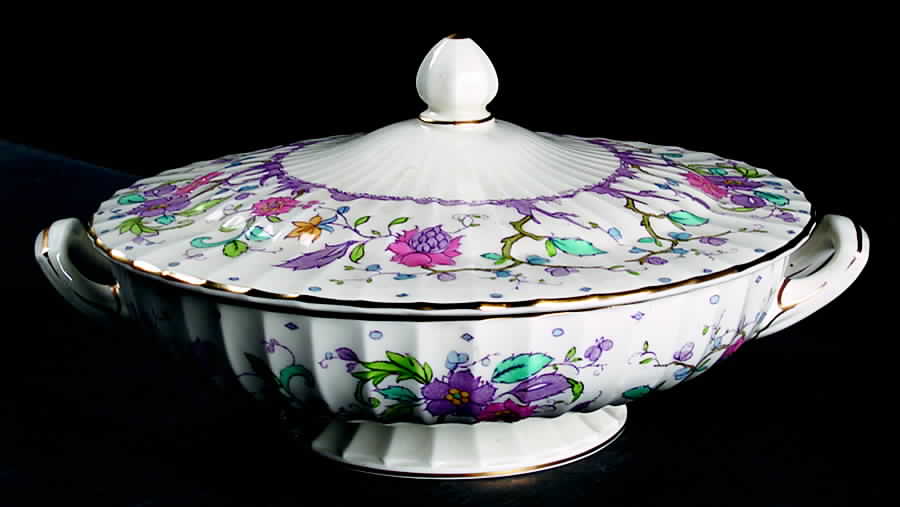 Kashmir (Ribbed) Round Covered Vegetable by Royal Worcester-1