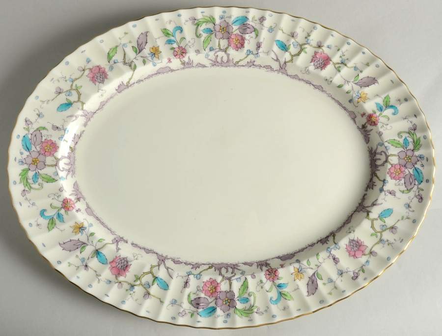 Kashmir (Ribbed) 17" Oval Serving Platter by Royal Worcester-1