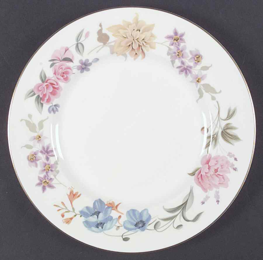 Kentmere Dinner Plate by Royal Worcester-1