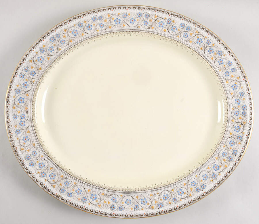 Lady Evelyn 17" Oval Serving Platter by Royal Worcester-1
