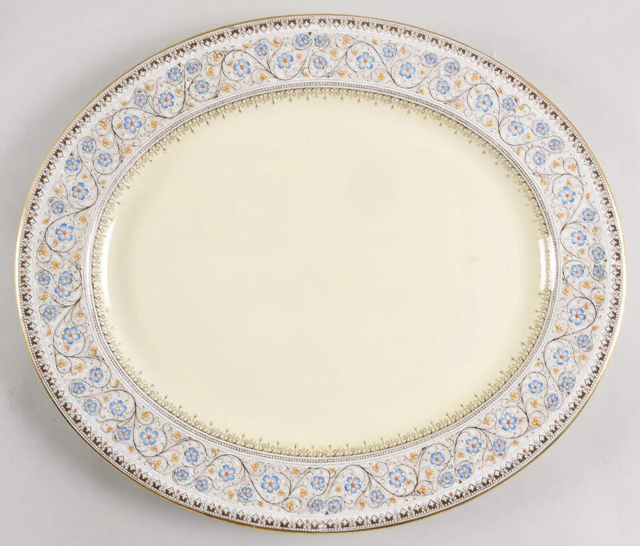 Lady Evelyn 15" Oval Serving Platter by Royal Worcester-1