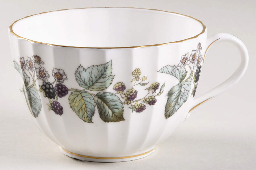 Lavinia (White Body, Bone) Oversized Cup by Royal Worcester-1