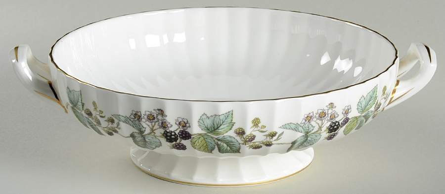 Lavinia (White Body, Bone) Round Vegetable No Lid by Royal Worcester-1