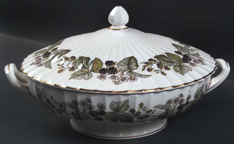 Lavinia (White Body, Bone) Round Covered Vegetable by Royal Worcester-1