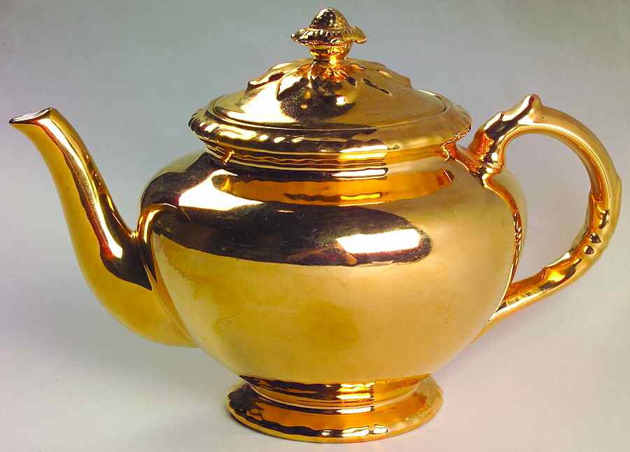 Lustre Gold Teapot & Lid by Royal Worcester-1