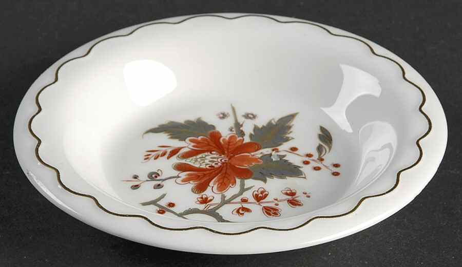 Lynbrook Small Ashtray by Royal Worcester-1