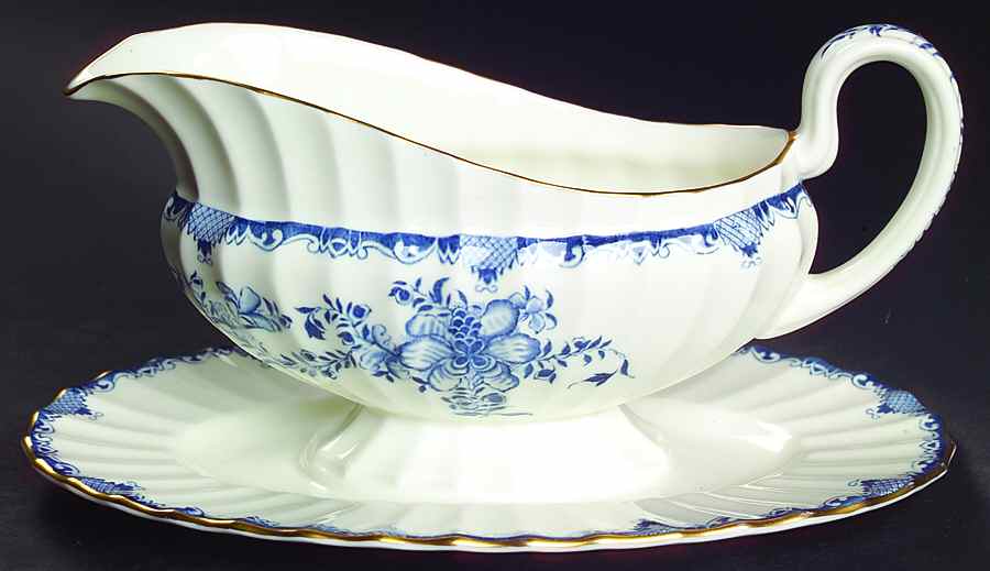 Mansfield Blue Gravy Boat with Attached Underplate by Royal Worcester-1
