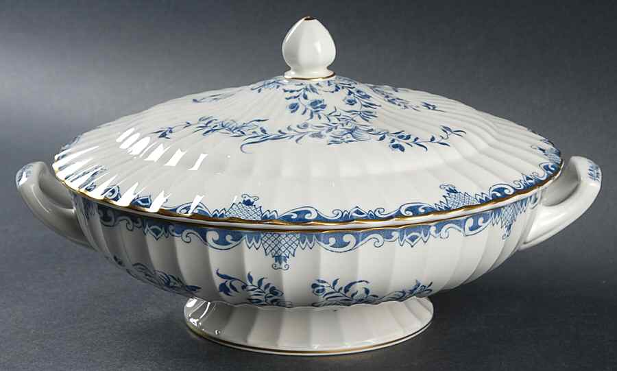 Mansfield Blue Round Covered Vegetable by Royal Worcester-1