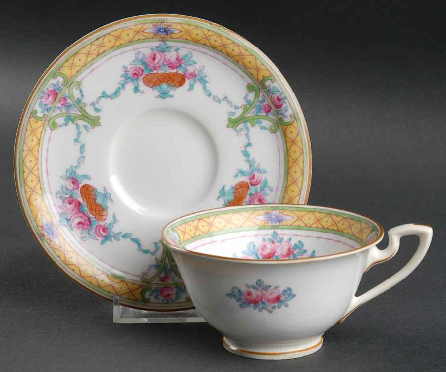 Marlowe Footed Cup & Saucer Set by Royal Worcester-1