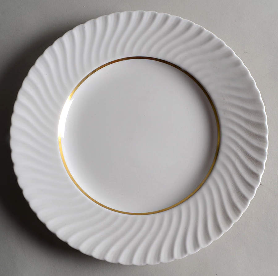 Mayfair Dinner Plate by Royal Worcester-1
