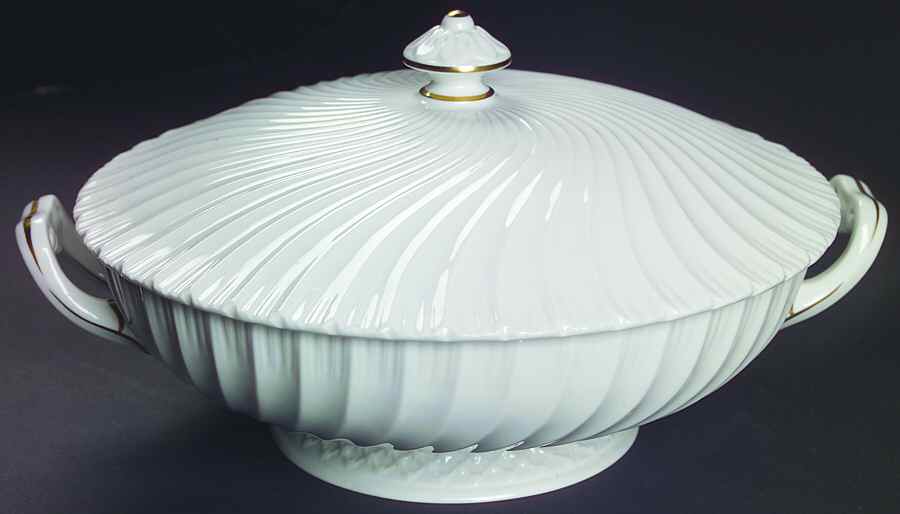Mayfair Round Covered Vegetable by Royal Worcester-1