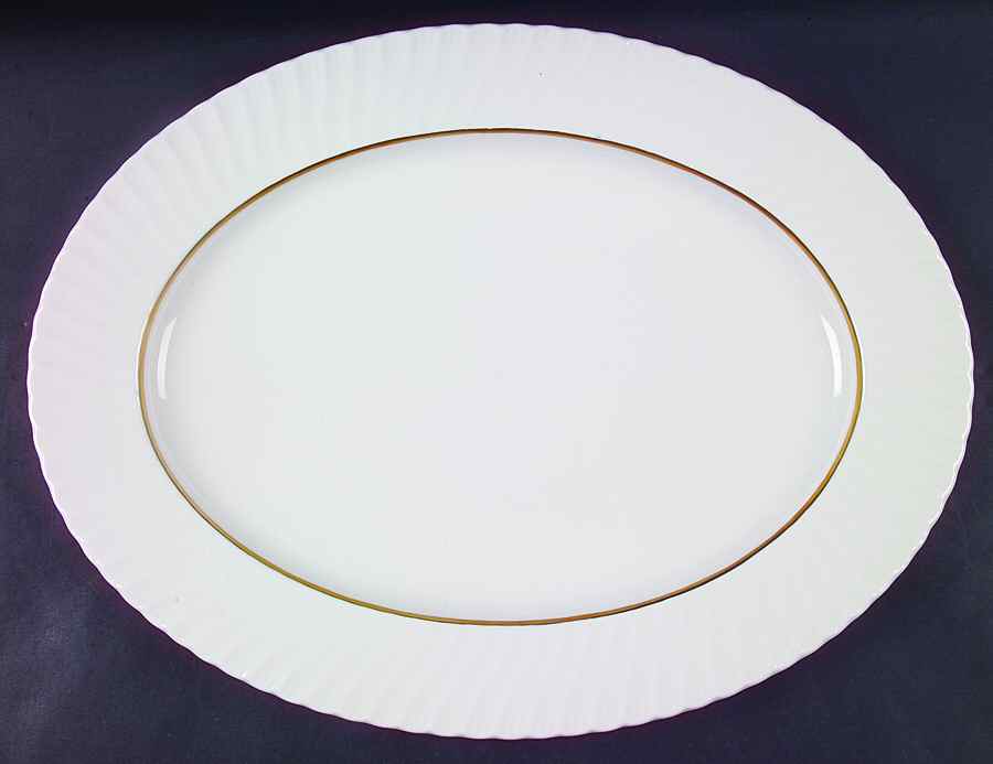 Mayfair 17" Oval Serving Platter by Royal Worcester-1